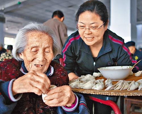 中國有近二億人口進入老年。