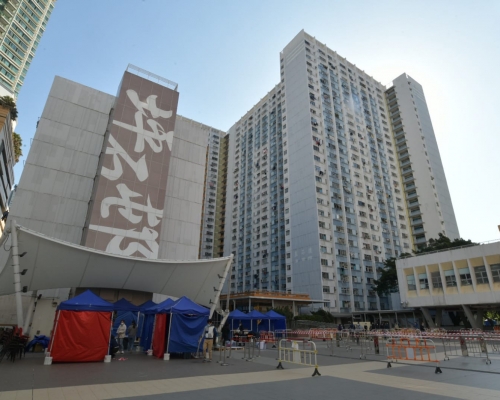 坪石邨坪石廣場今設流動採樣站。