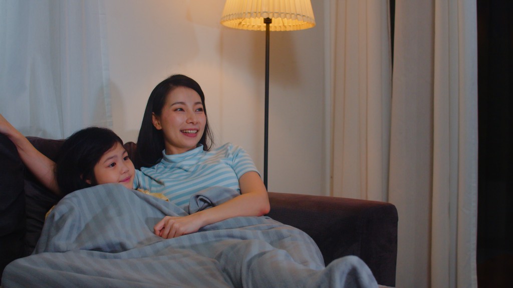 孩子問為何模特兒穿着性感時,家長應如何回答?示意圖 孩子問為何模特兒穿着性感時,家長應如何回答?示意圖