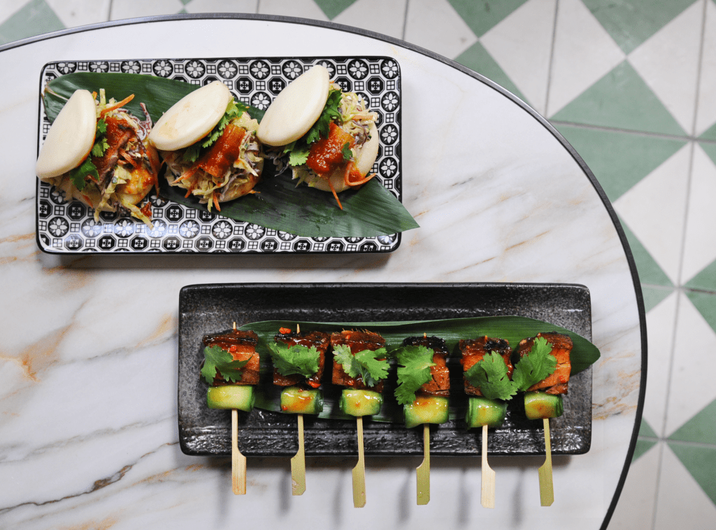 Cooshti主打新派亚洲Fusion菜肴，包括刺身、寿司、沙律、风味串烧及东南亚特色主食