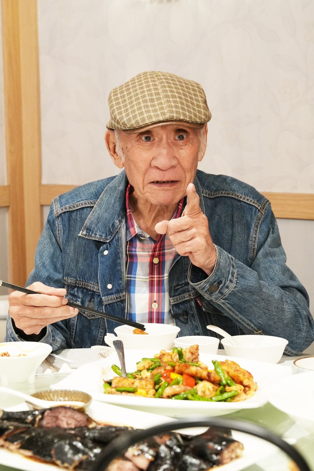 李家鼎接受《東周刊》專訪，期間大鬧李泳漢，表示絕不原諒對方。（《東周刊》提供圖片）