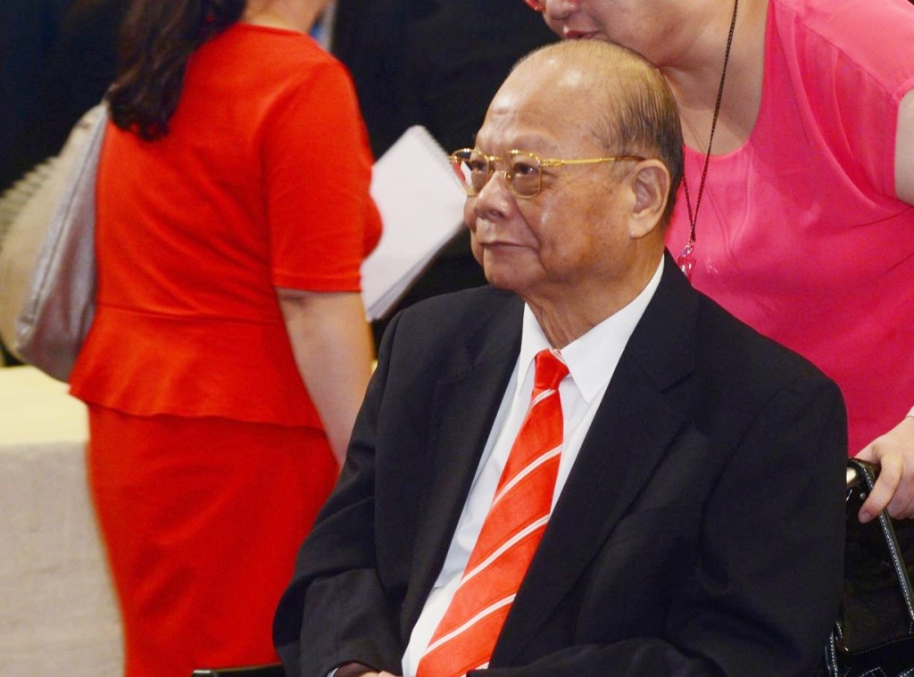 曾憲梓下午在廣東梅州病逝,享年85歲。資料圖片