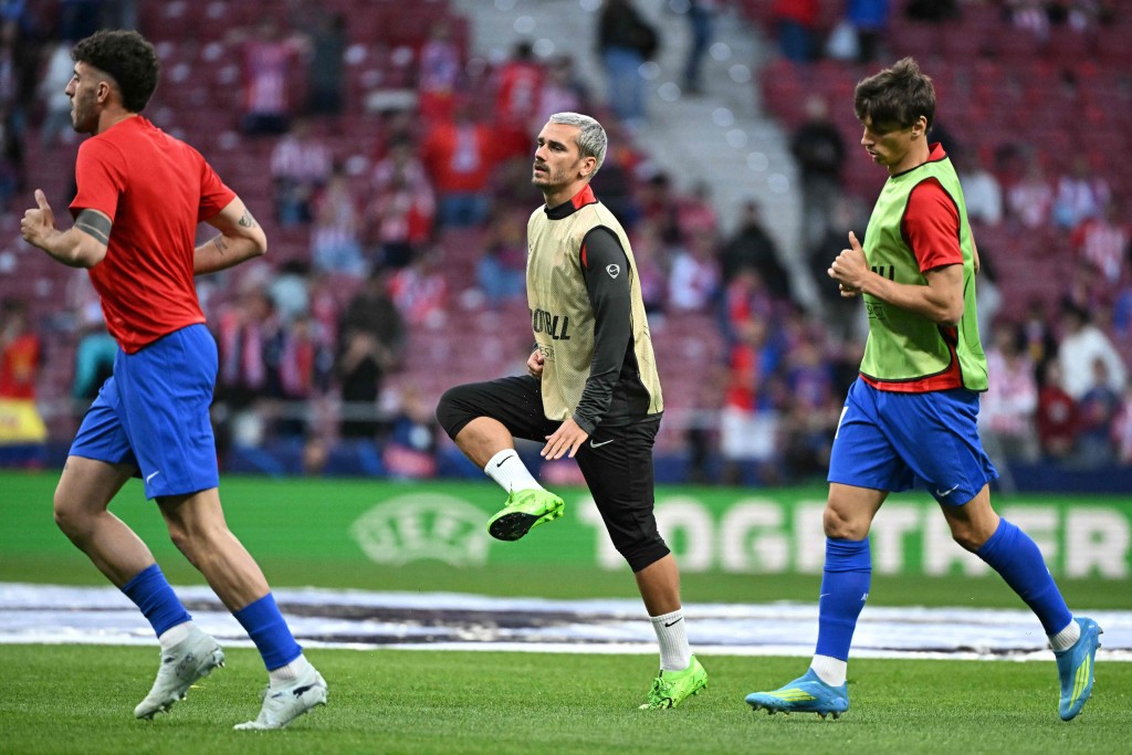 施蒙尼盛讚基沙文是「天才」。法新社 施蒙尼盛讚基沙文是「天才」。法新社