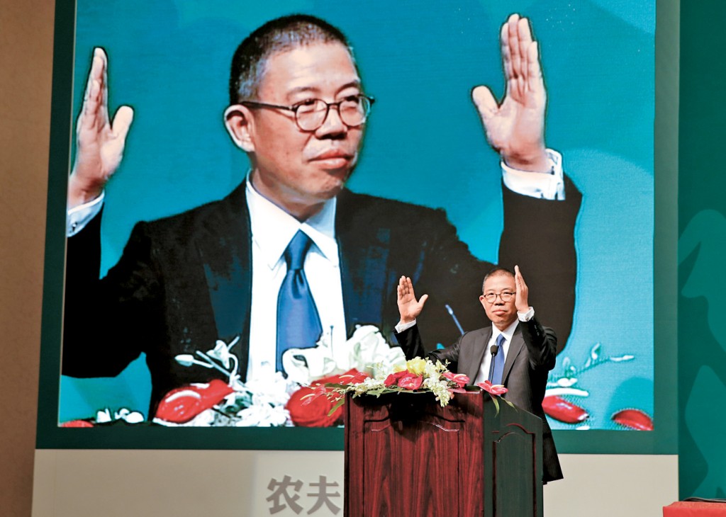 農夫山泉創始人鍾睒睒第四度登頂中國首富。