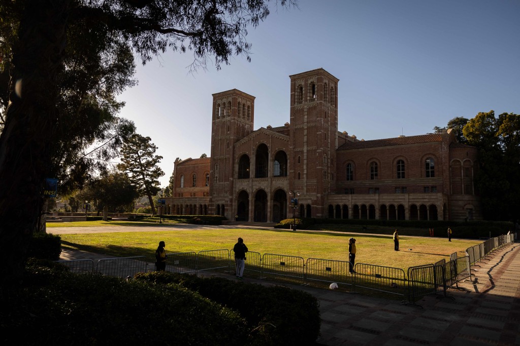 UCLA是第一所遭大規模凍結聯邦資金的公立大學。法新社 UCLA是第一所遭大規模凍結聯邦資金的公立大學。法新社