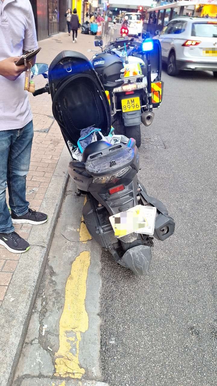 警方昨日進行港島總區交通日,在區內多個交通黑點採取執法行動。警方提供 警方昨日進行港島總區交通日,在區內多個交通黑點採取執法行動。警方提供