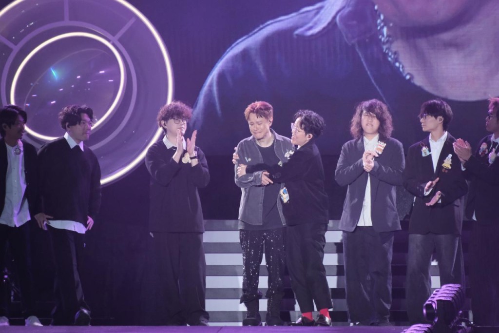 原來期間發生咗好多事。