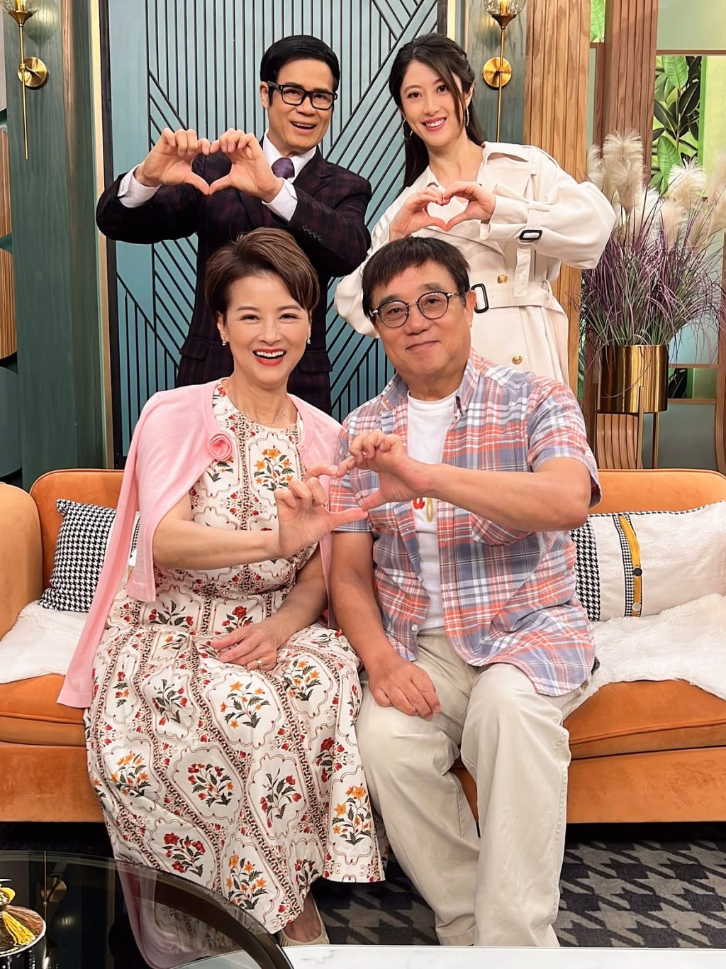黎燕珊亮相TVB節目《流行都市》，男友陪伴在側。