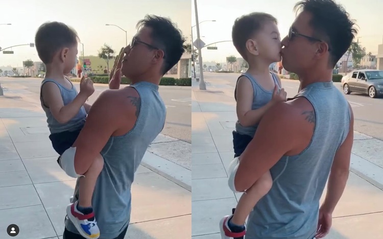 剪完髮父子擊掌咀嘴讚好。