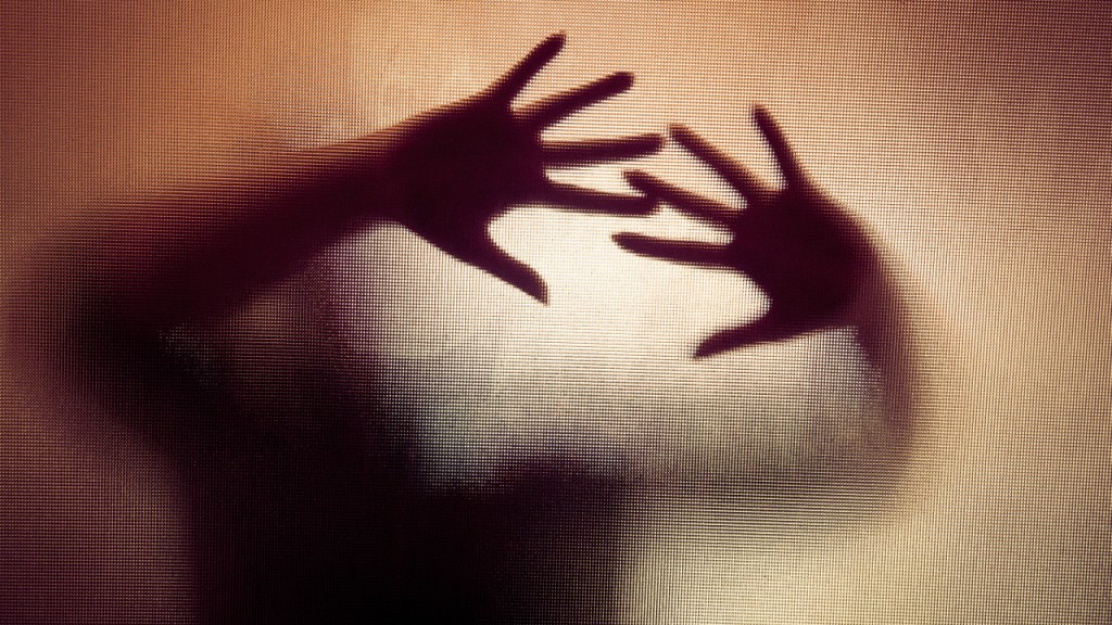 非華裔小兄弟疑天水圍男廁內遇非禮 自閉哥哥心理受創哭呼有「Monster」。istock示意圖