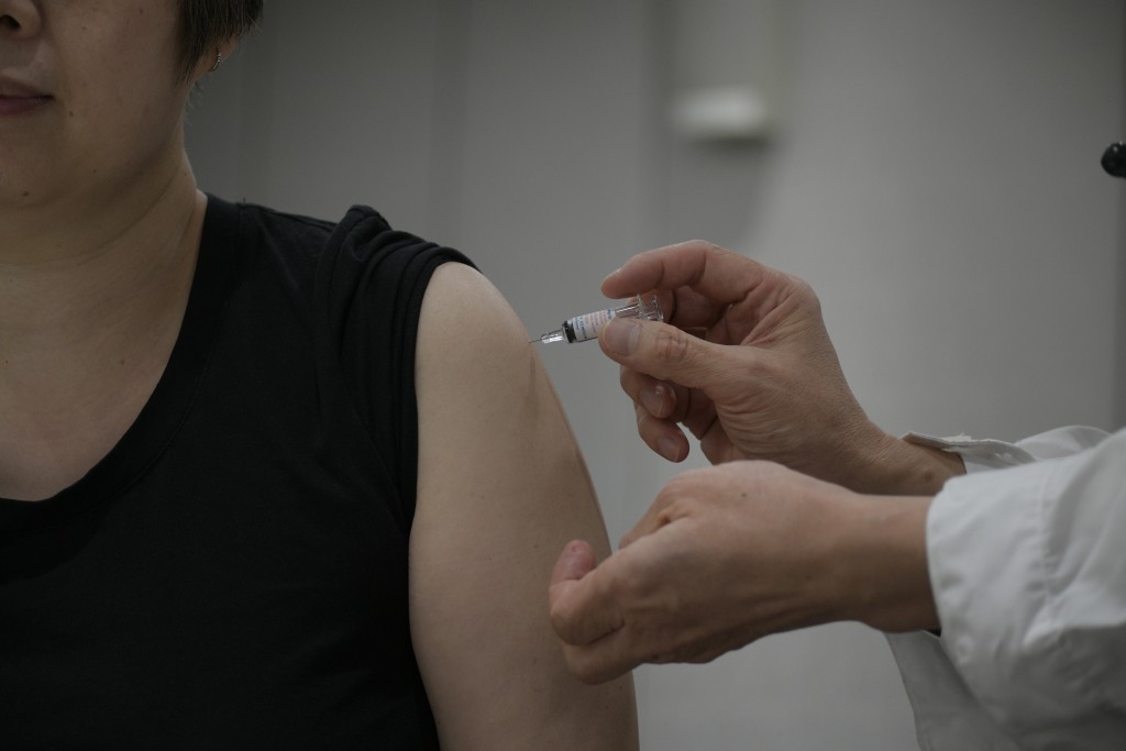 医管局今日起分阶段展开季节性流感疫苗接种计划。资料图片