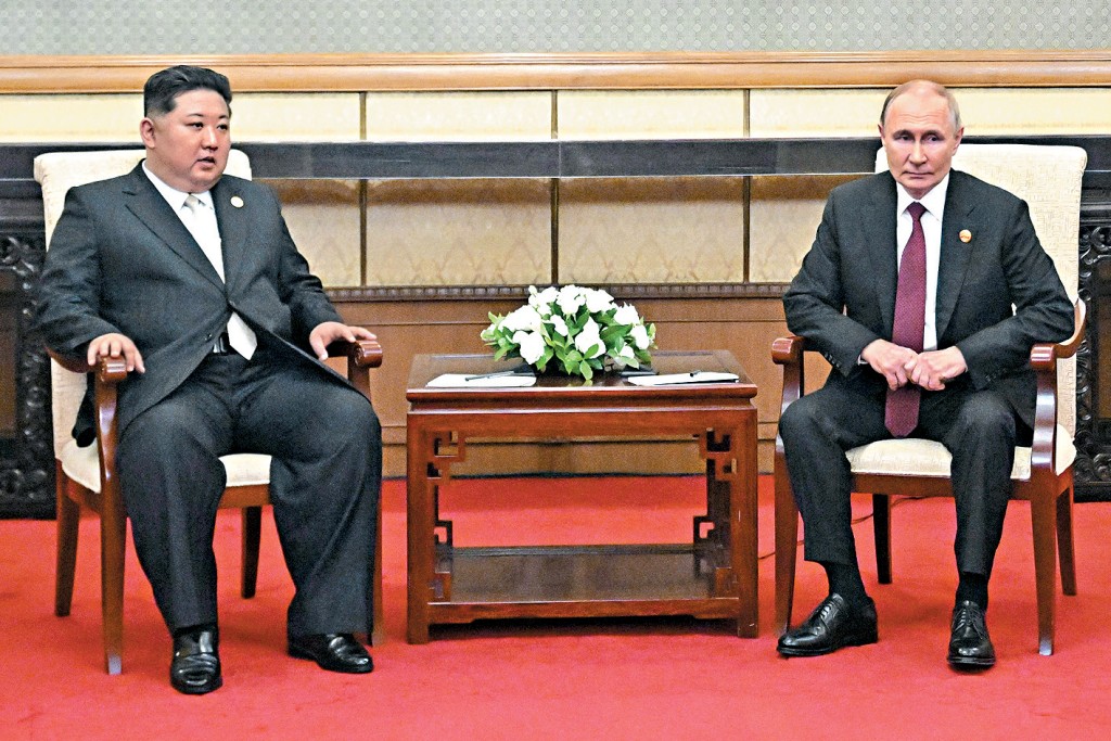 普京與金正恩在北京釣魚台國賓館舉行雙邊會談。 普京與金正恩在北京釣魚台國賓館舉行雙邊會談。
