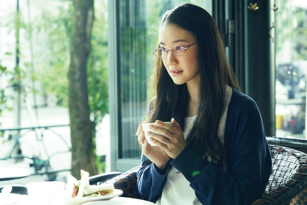有指蒼井優設立事務所,自己做董事長。
