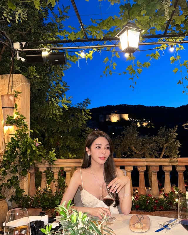 譚嘉儀生活富貴。