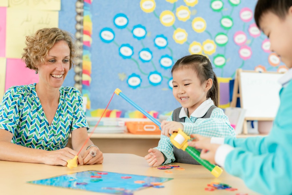 學生在課堂中找到趣味性，得到學習樂趣。