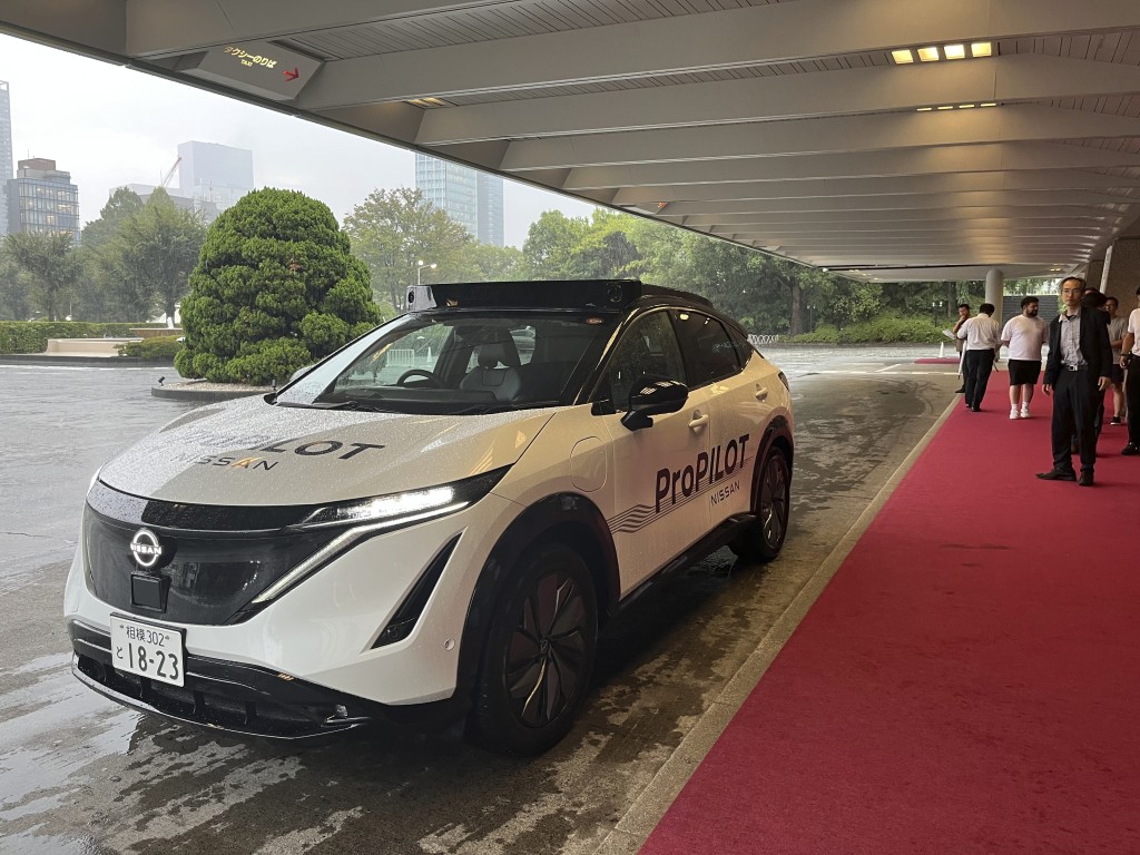 日產展示搭載下一代自研輔助駕駛系統ProPILOT的試製車。美聯社 日產展示搭載下一代自研輔助駕駛系統ProPILOT的試製車。美聯社