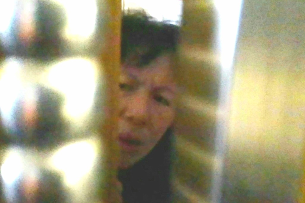 疑犯母親接受訪問。林思明攝
