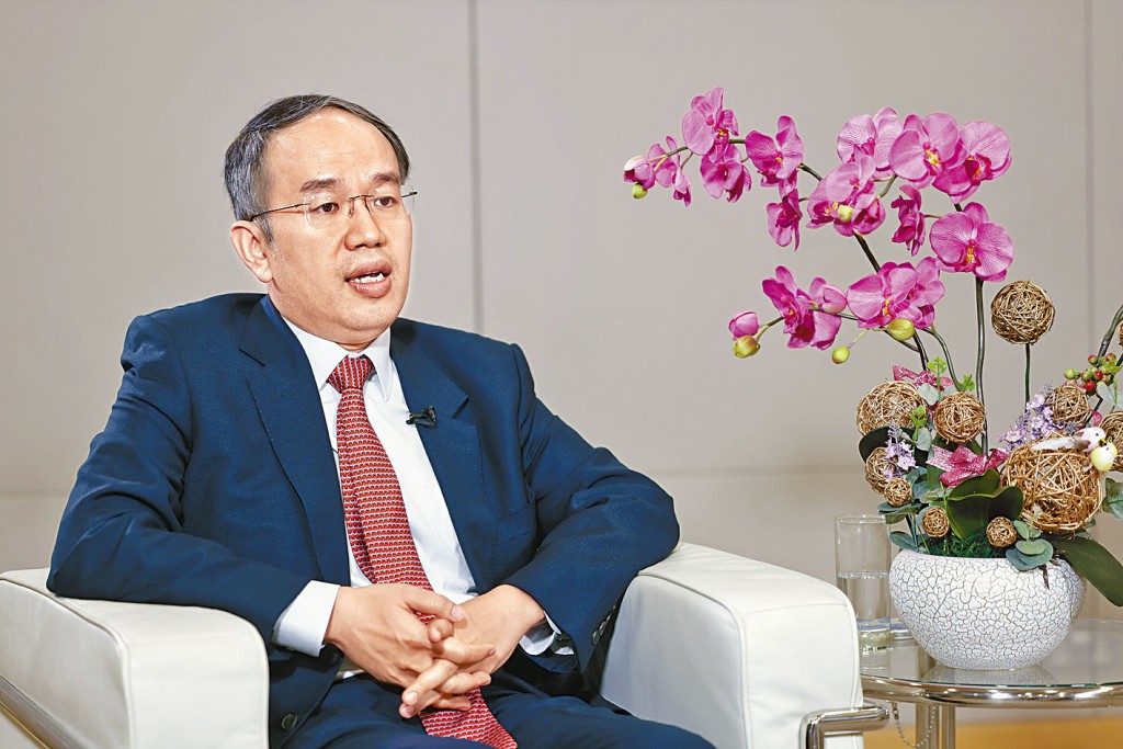 许正宇昨在网上指出，财库局会建议成立一个特设机构，集中处理、协调和监察众筹活动相关的规管及行政事宜。