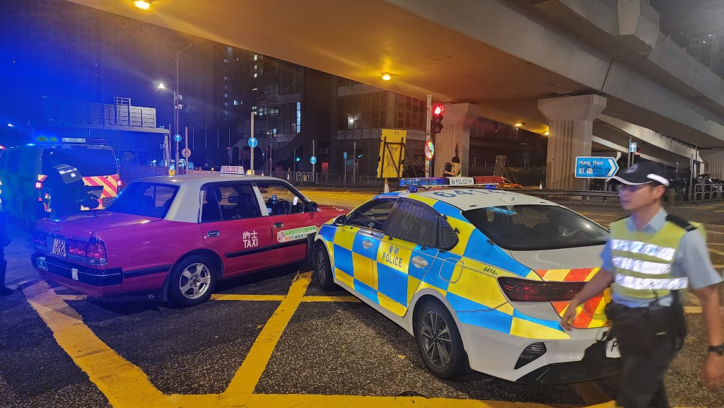 警員到場調查意外成因。