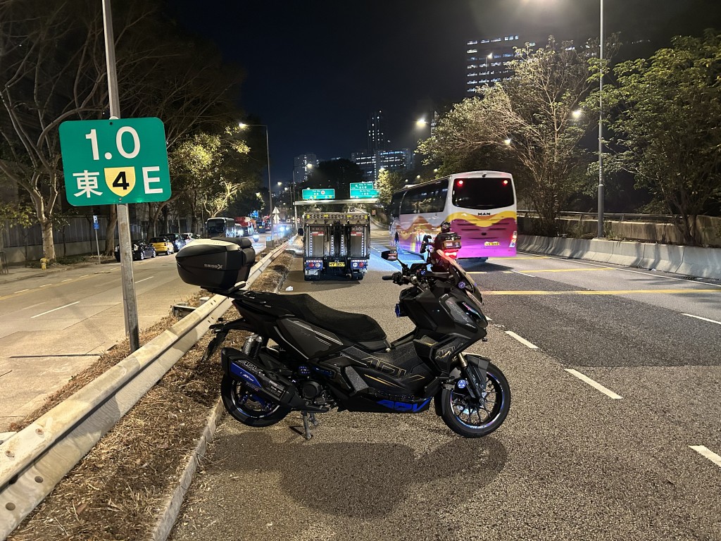 涉事電單車。曾志恆攝 涉事電單車。曾志恆攝