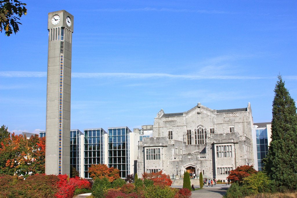 英属哥伦比亚大学是加拿大温哥华排名最高的大学。