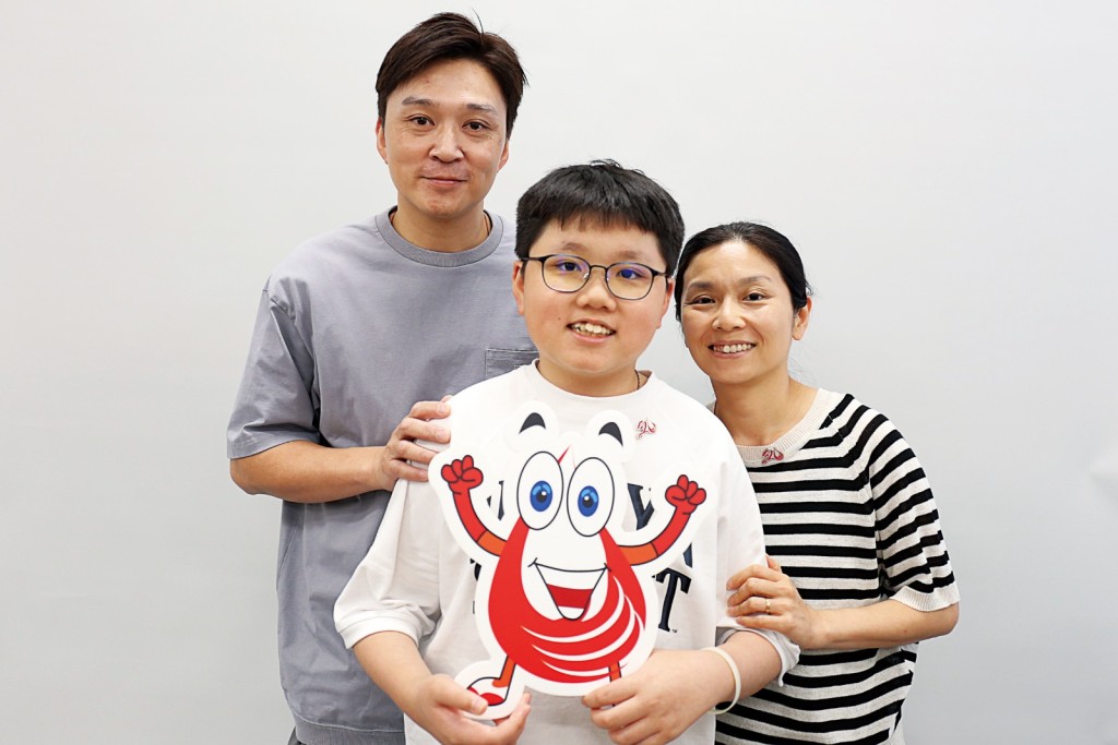 俊儒一家人都對醫護人員和香港血友病會十分感激，多謝他們十多年來不離不棄的關懷和幫助，直至今日才能讓俊儒重獲新生。