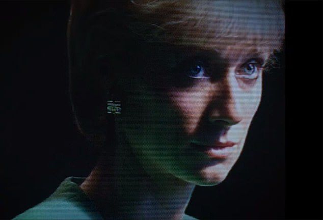 Elizabeth會重演戴安娜的受訪場面。