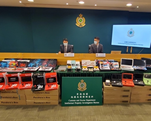 行動中檢獲共173套懷疑侵權的電子遊戲機套裝。