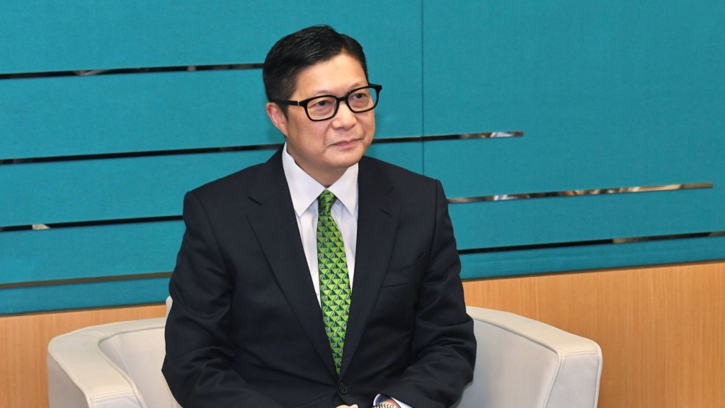 鄧炳強表示，打擊非法勞工需政府不同部門配合。資料圖片