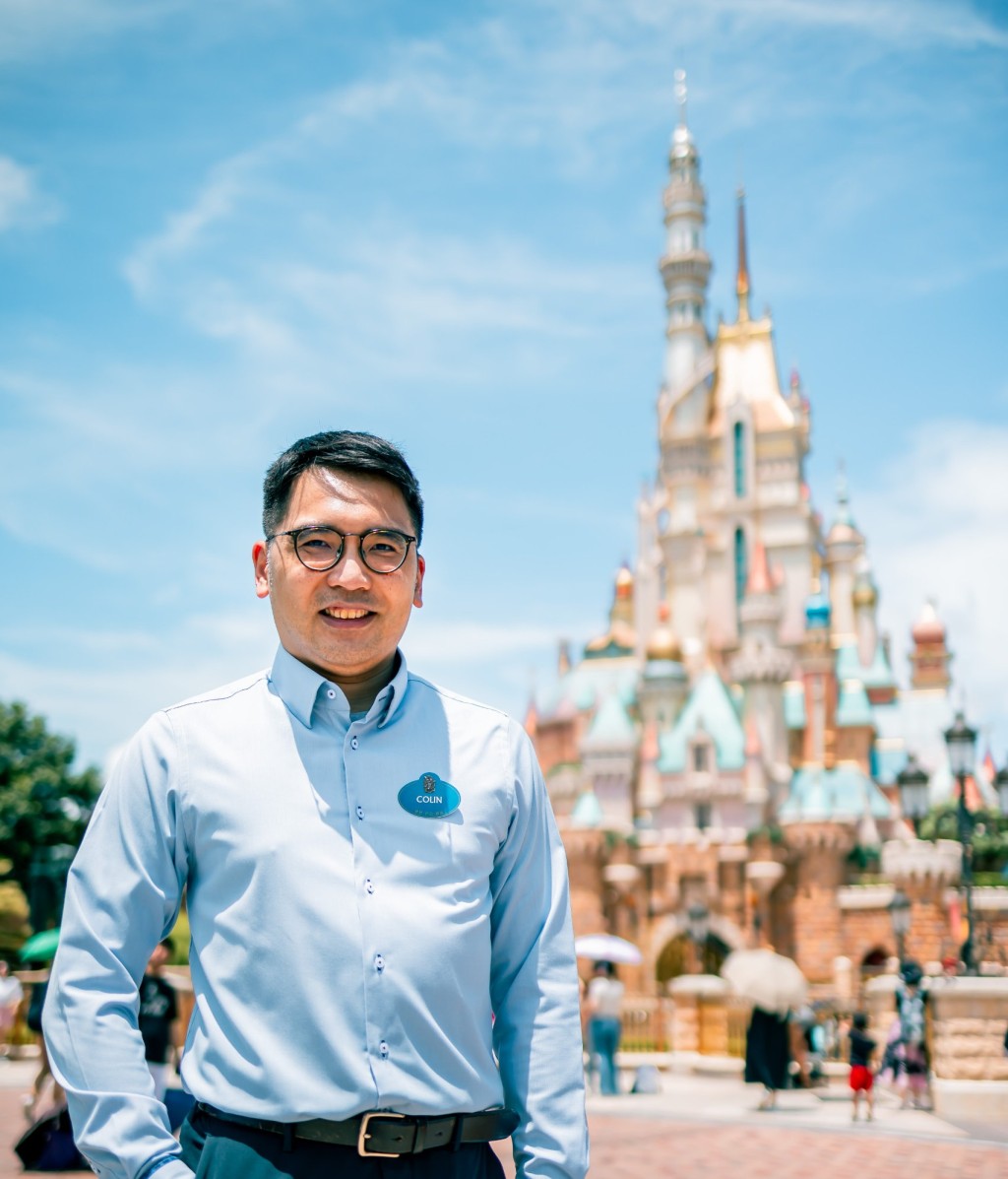 人力資源副總裁鄭家濂希望透過全新的辦公室設計,建立一個鼓勵交流、激發創意和促進團隊合作的工作環境。 人力資源副總裁鄭家濂希望透過全新的辦公室設計,建立一個鼓勵交流、激發創意和促進團隊合作的工作環境。