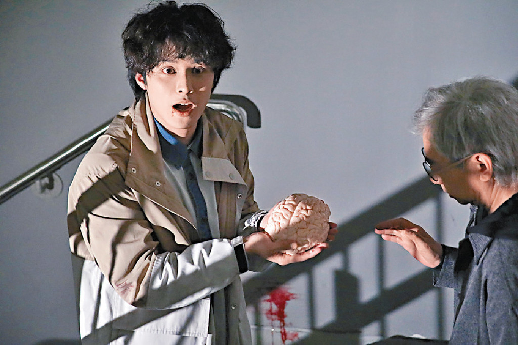 盡吸技能■何廣沛所飾演的喪屍余陽光，以食死人的腦維生，並體驗到死人生前的記憶和技能。