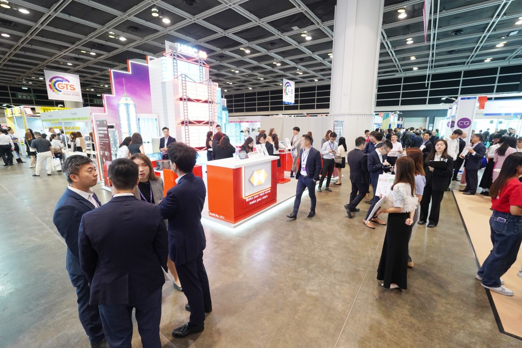 圖為第一屆全球人才高峰會情況。資料圖片 圖為第一屆全球人才高峰會情況。資料圖片