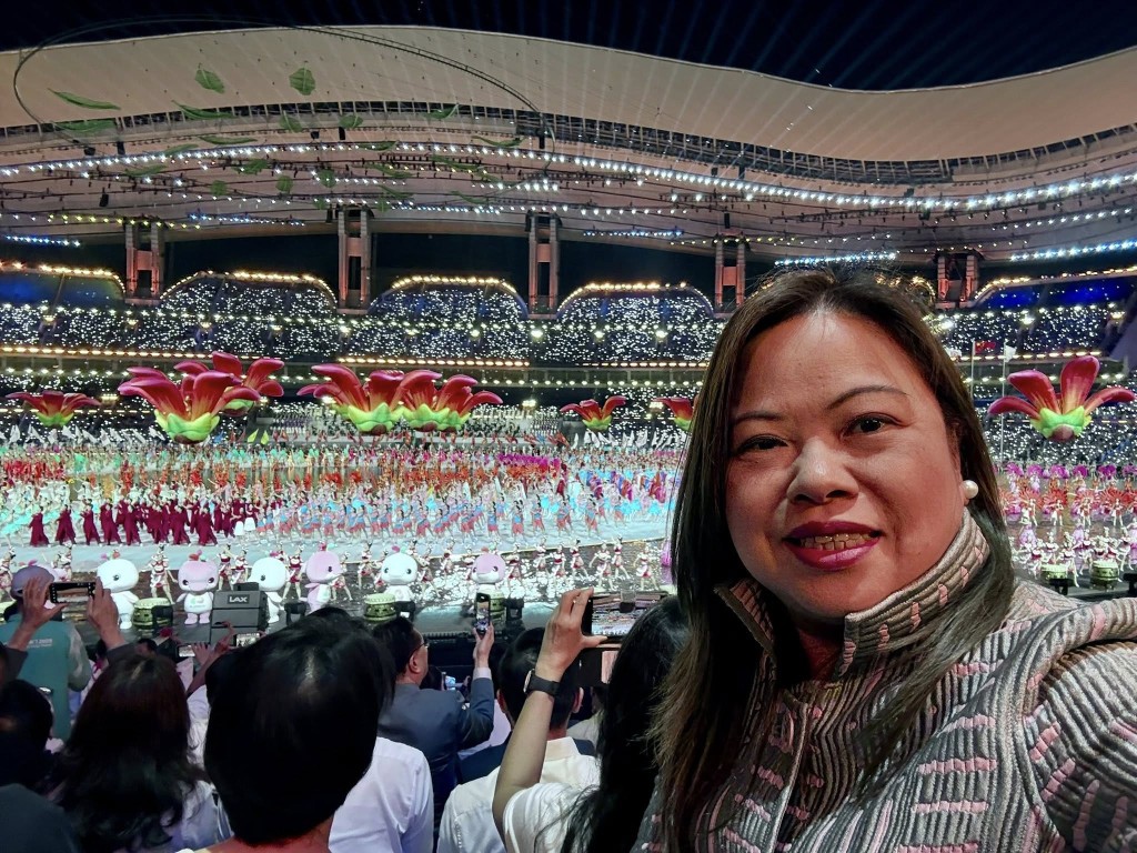 文體旅局局長羅淑佩今早（10日）在社交平台發文，指昨晚非常榮幸出席十五運會開幕典禮。