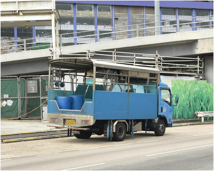 涉案運魚貨車。
