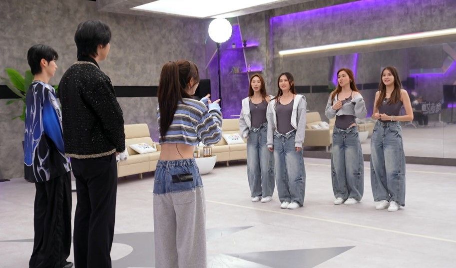 YS韓國偶像學院社長Yong Heo現身為學員打氣。