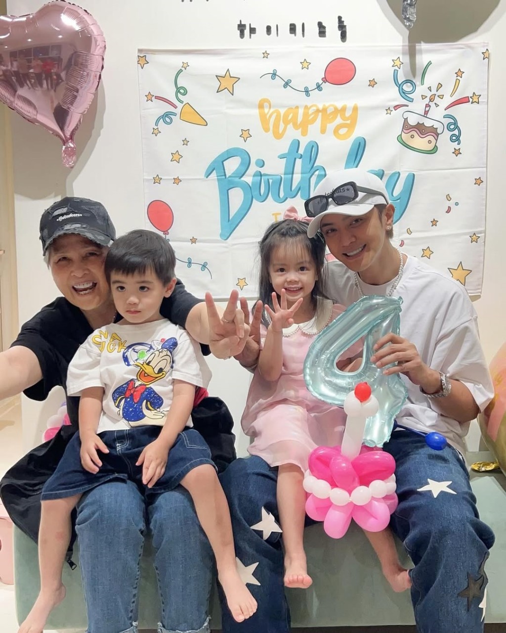 羅志祥和母親和小霜的孩子慶祝生日。