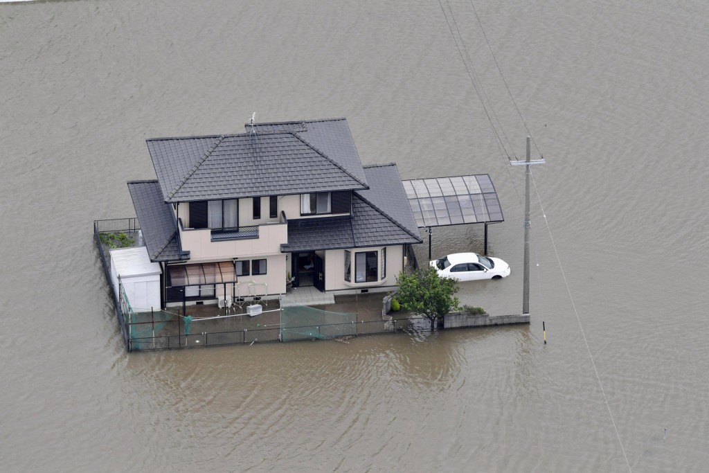 日本持续暴雨造成灾害。 美联社