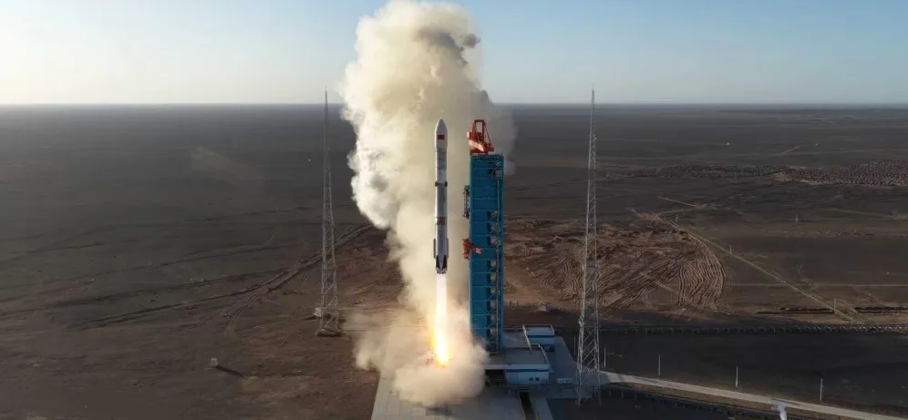 朱雀三号遥二运载火箭发射成功。