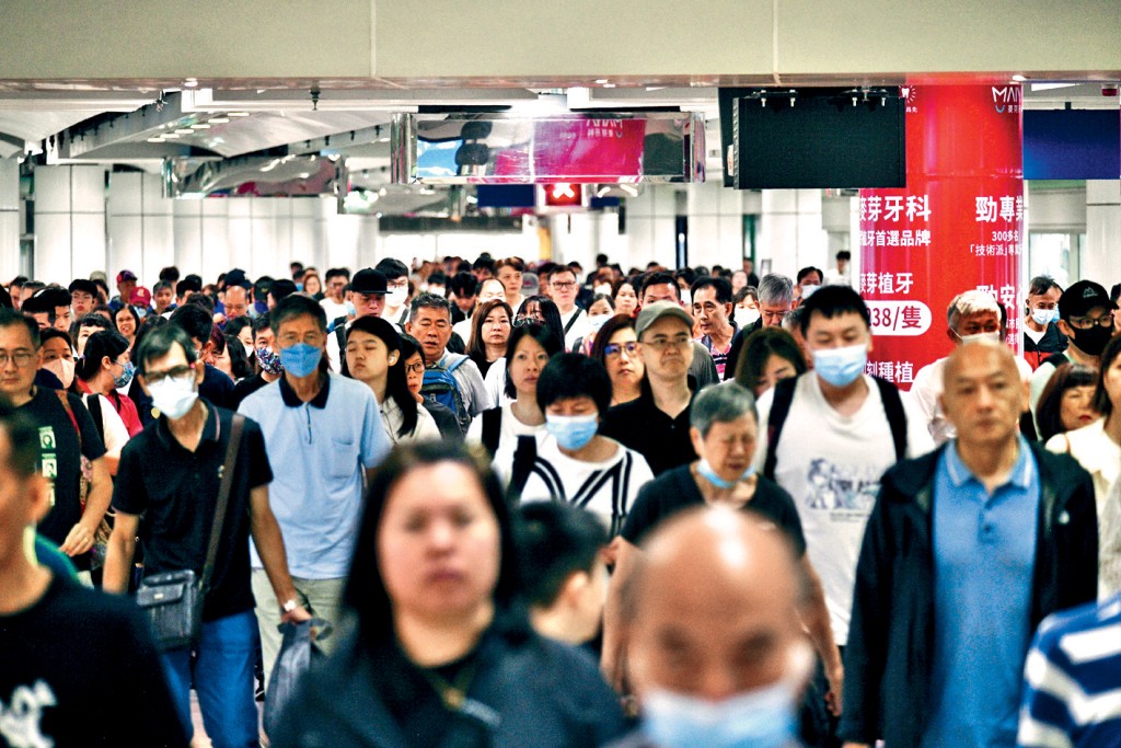 今年國慶日假期期間,入境處預計約有1003萬人次經各海、陸、空管制站進出香港。