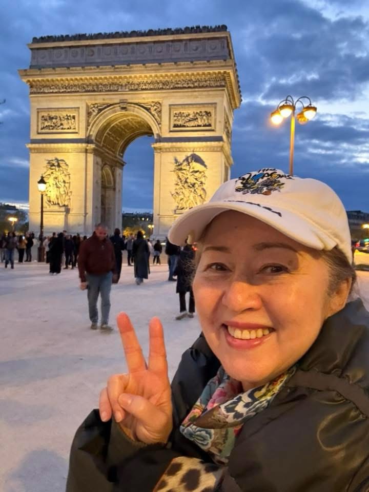 張瑪莉順道旅遊,享受寫意人生。 張瑪莉順道旅遊,享受寫意人生。