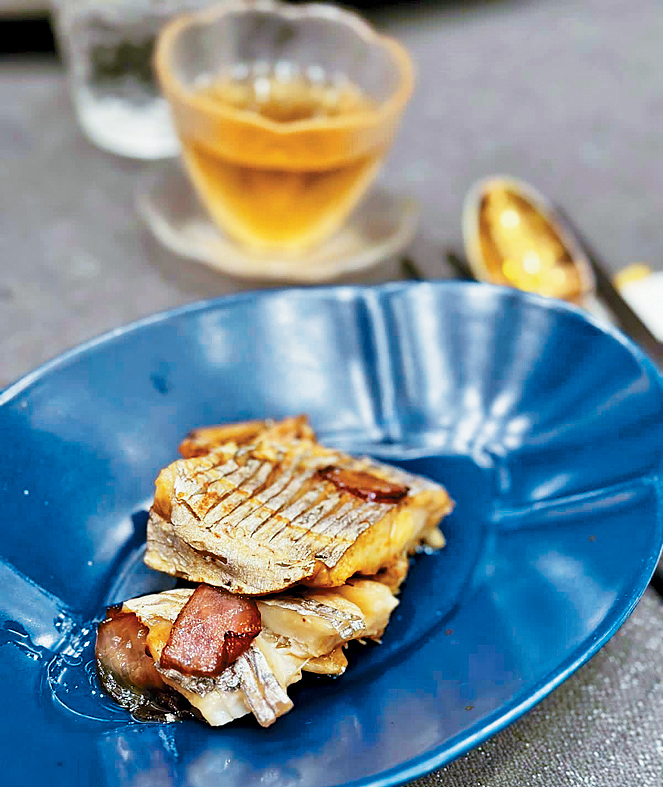 三蔥油浸東海帶魚