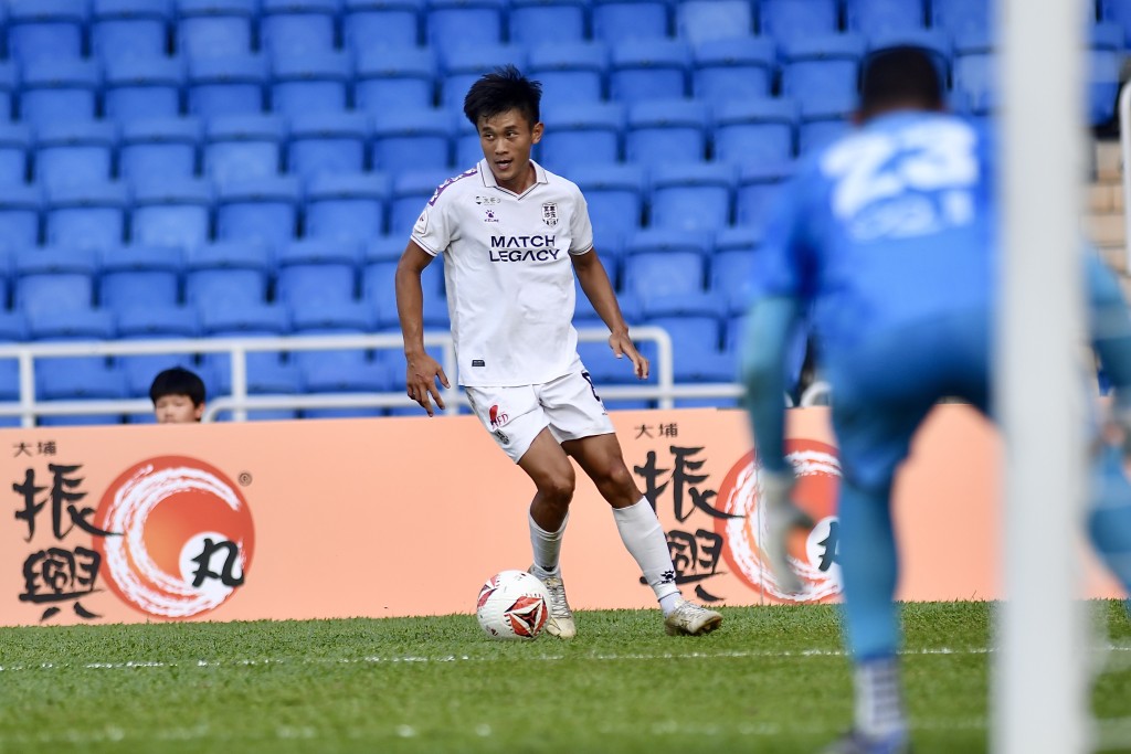 杨骏尧摄