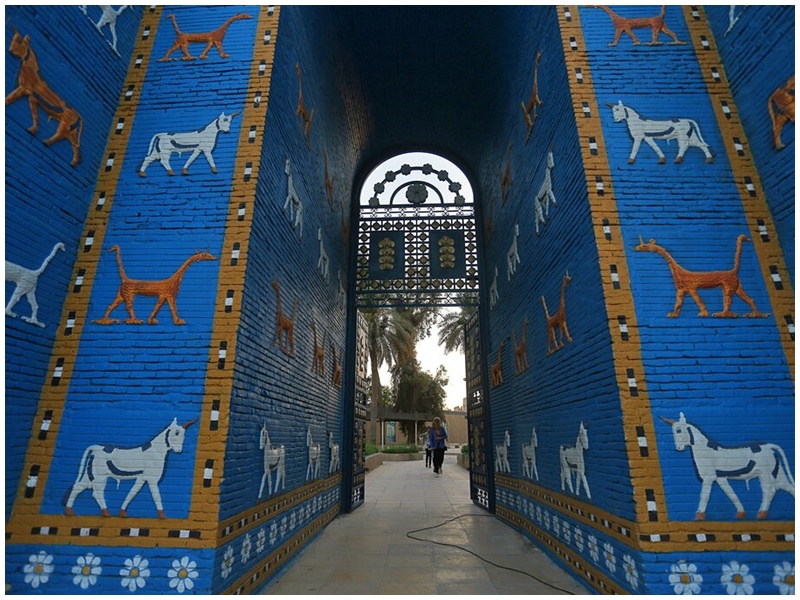 巴比倫古城中的伊什塔爾城門。AP