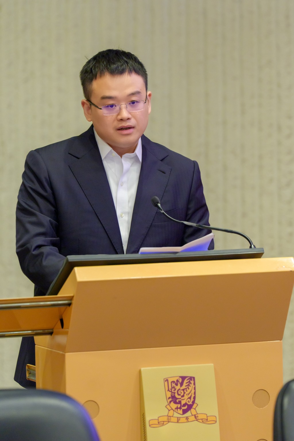 智元机器人合伙人、首席科学家罗剑岚致辞。中大网页。　