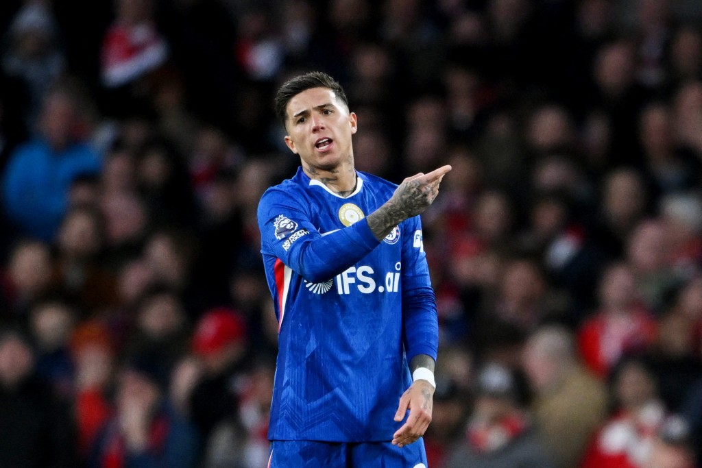 车路士球员安素费南迪斯近日公开表示渴望到马德里生活。路透社