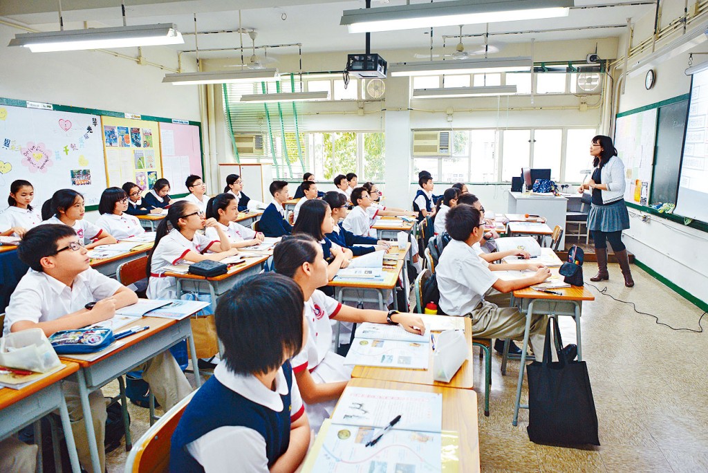 新聘教師《基本法及香港國安法》首輪考試今日舉行。資料圖片