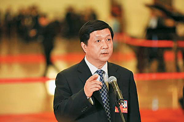 中國科學院撤下「殲-20之父」楊偉的簡歷。