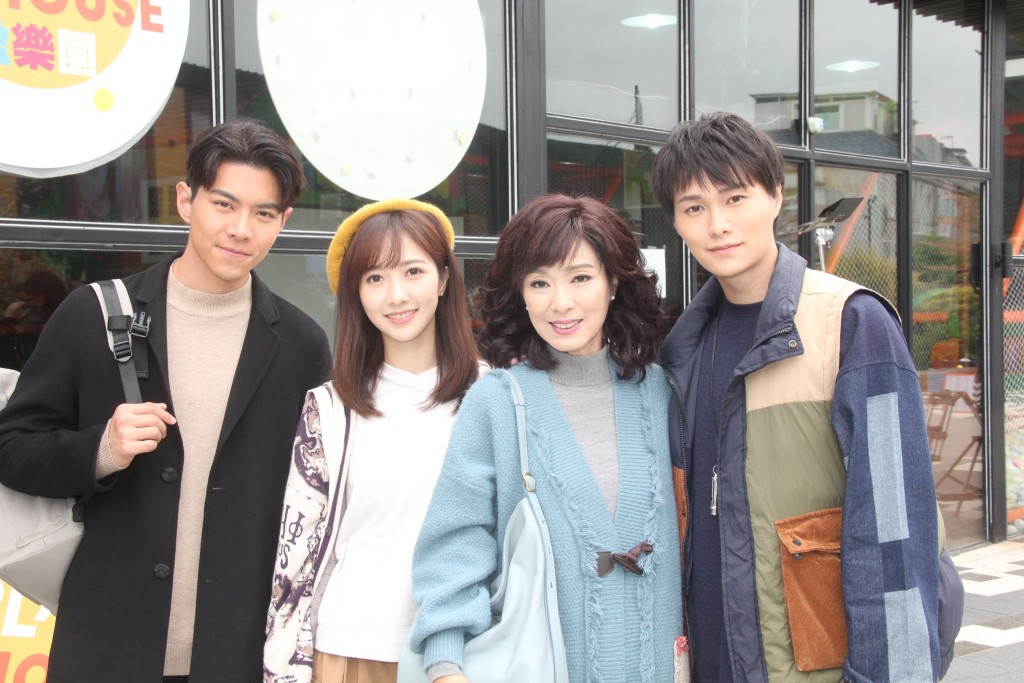 擔正台慶劇《十月初五的月光》將推出,依婷未有太緊張。