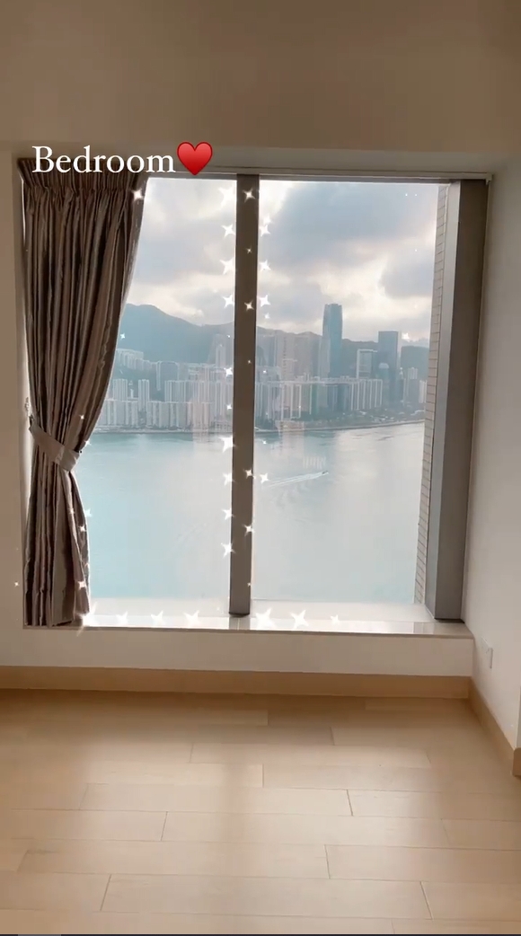 新屋睡房對着一望無際的海景。