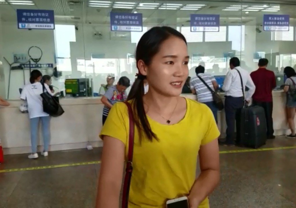 訪港内地旅客鍾小姐
